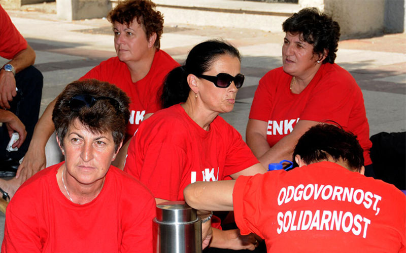 ŽENSKA RADNA PRAVA U STAKLENOM KAVEZU 